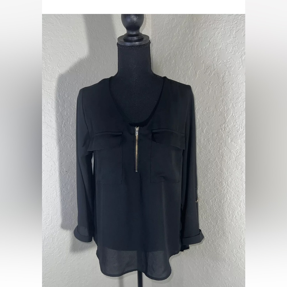 Another Story Women’s Black Medium Zip 3/4 Sleeve Blouse Black